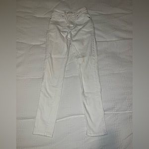 Levi’s high rise, skinny jeans